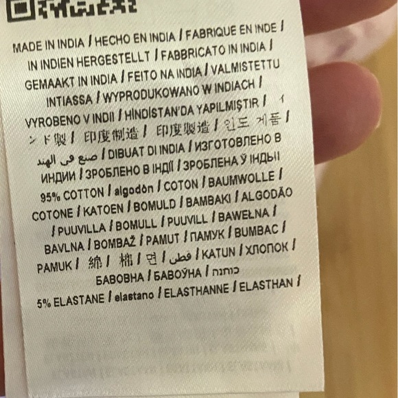 Guess t shirts set of 2 girls cotton Sz 16 - Picture 7 of 8